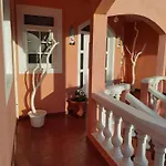 Semesterbostad Casa La Gualjama *